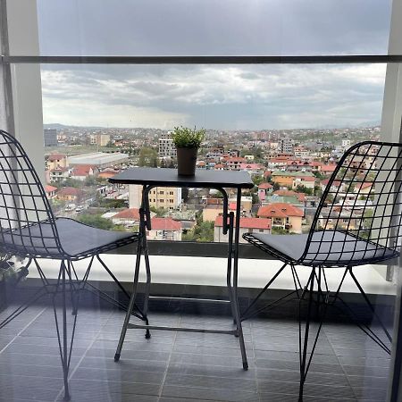 Comfy Nest Apartment- Free Parking Tirana Esterno foto