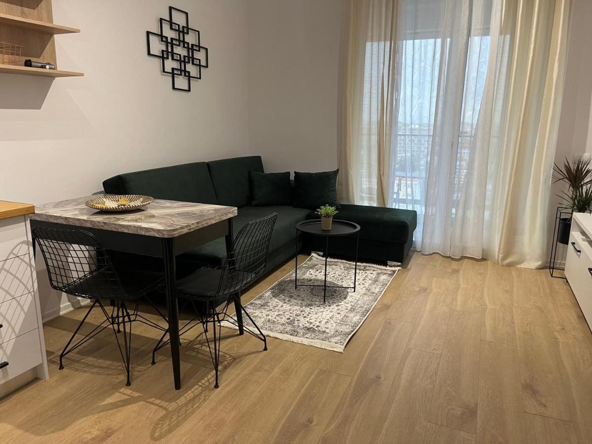 Comfy Nest Apartment- Free Parking Tirana Esterno foto